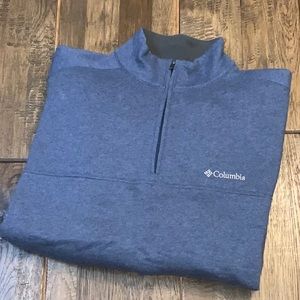 Columbia 1/4 zip sweatshirt. Size M
